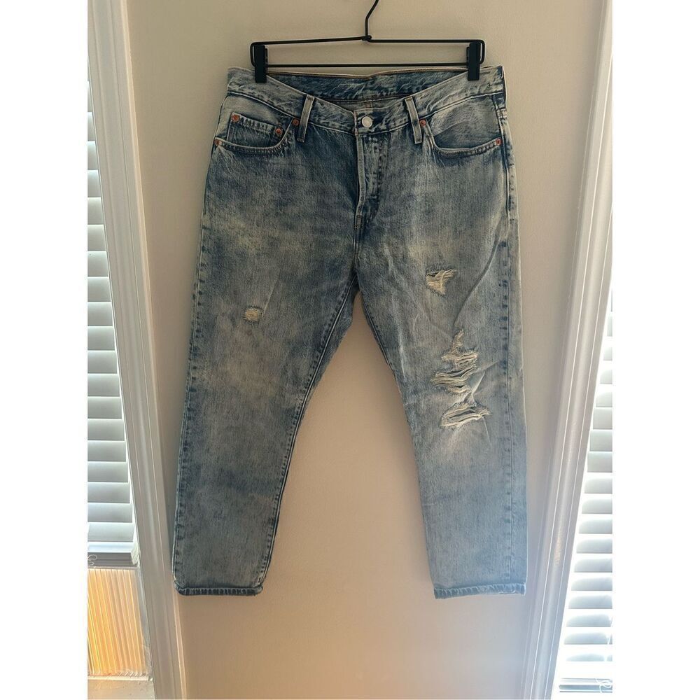 Levi’s Women’s 501 CT ripped Light Wash skinny jeans size 29